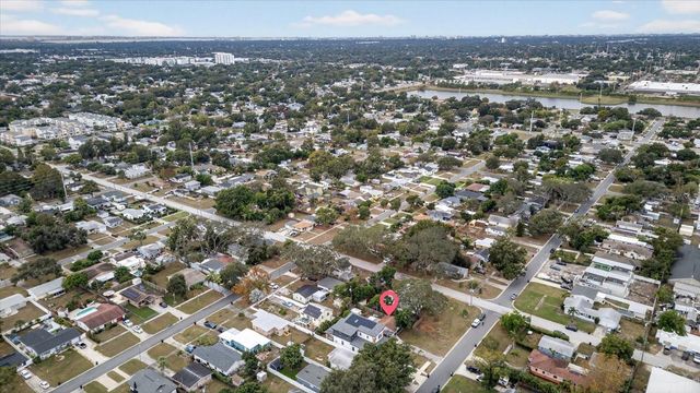 2480 18TH AVENUE N, St Petersburg, FL 33713