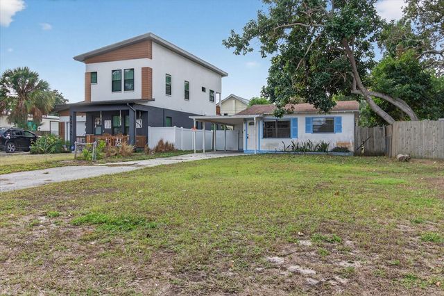 2480 18TH AVENUE N, St Petersburg, FL 33713