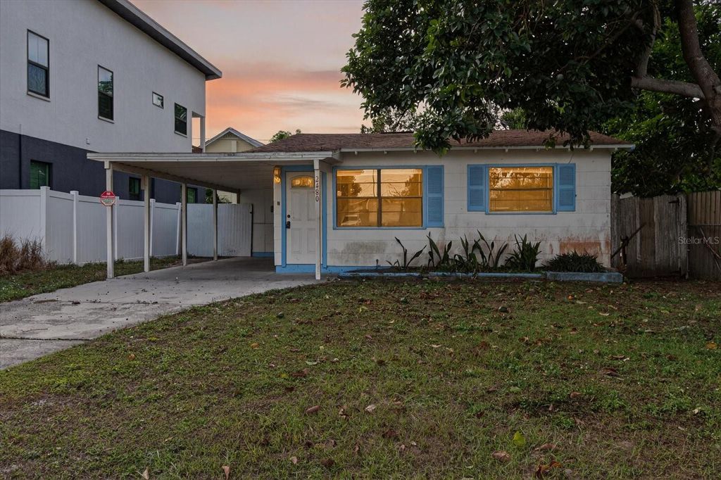 2480 18TH AVENUE N, St Petersburg, FL 33713