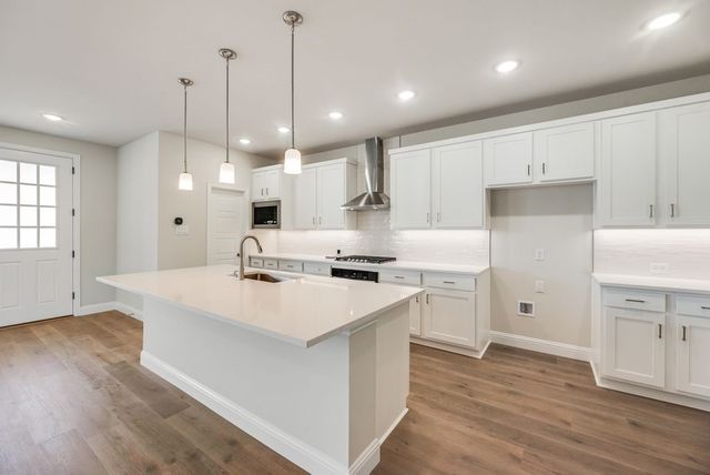 1826 Waterwalk Drive, Rowlett, TX 75088