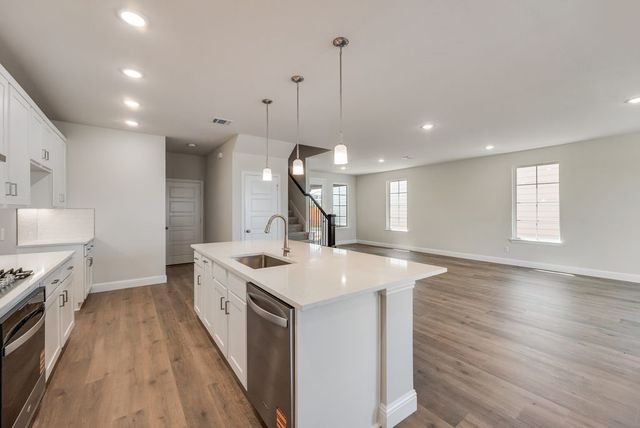 1826 Waterwalk Drive, Rowlett, TX 75088