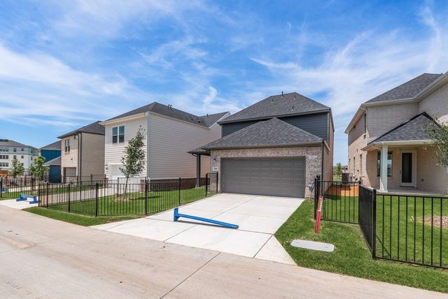 1826 Waterwalk Drive, Rowlett, TX 75088