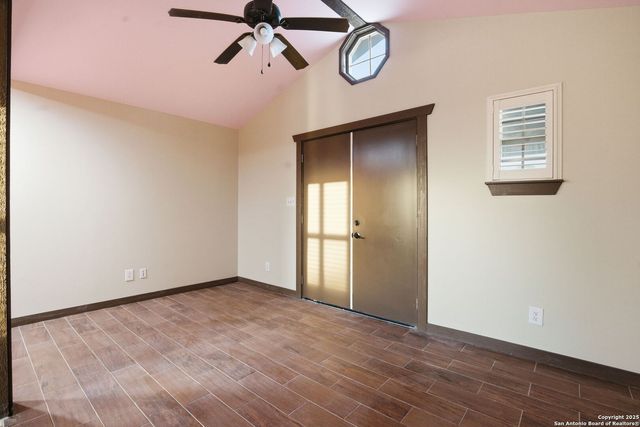 30150 Roadrunner, Bulverde, TX 78163