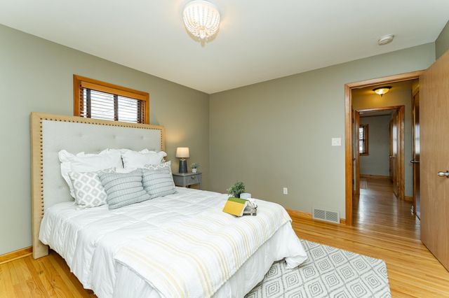 1630 3rd Avenue NE, Rochester, MN 55906