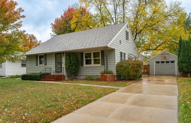 1630 3rd Avenue NE, Rochester, MN 55906