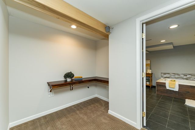 1630 3rd Avenue NE, Rochester, MN 55906