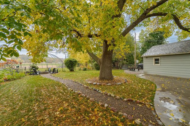 1630 3rd Avenue NE, Rochester, MN 55906