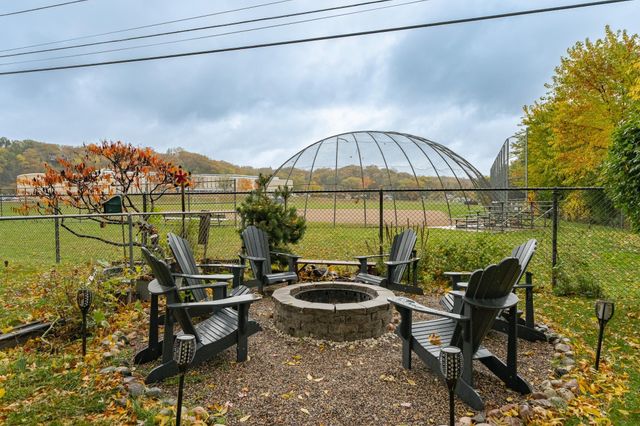 1630 3rd Avenue NE, Rochester, MN 55906