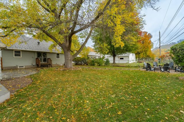 1630 3rd Avenue NE, Rochester, MN 55906