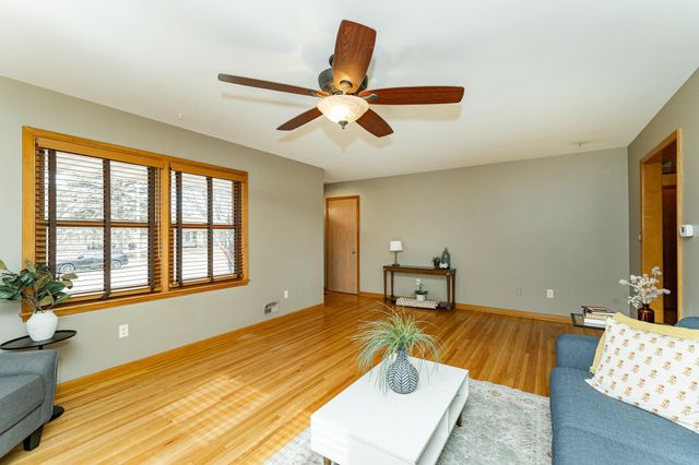 1630 3rd Avenue NE, Rochester, MN 55906