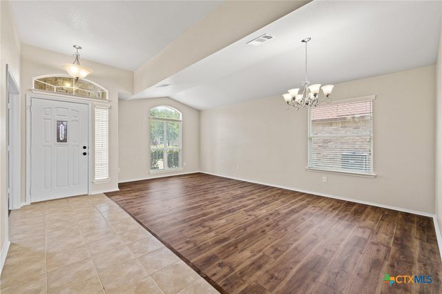 6208 Suellen Lane, Killeen, TX 76542