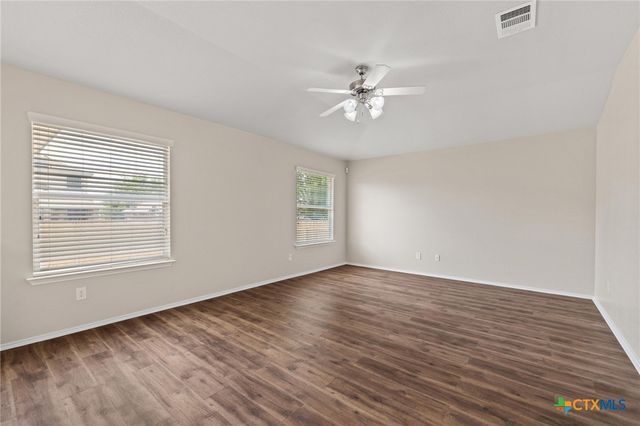 6208 Suellen Lane, Killeen, TX 76542