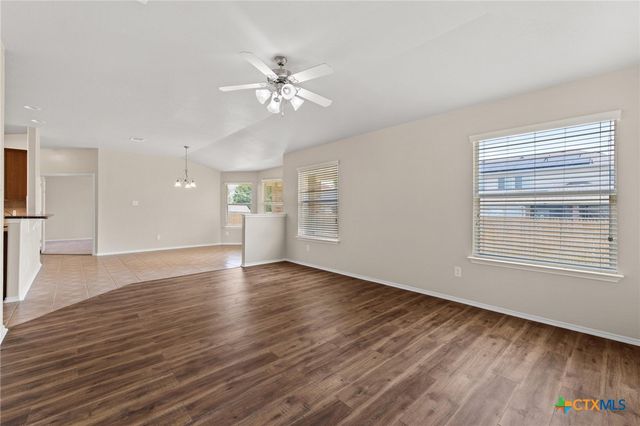 6208 Suellen Lane, Killeen, TX 76542