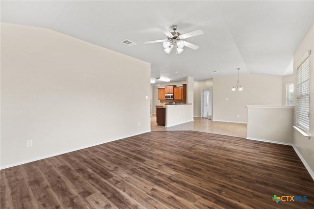6208 Suellen Lane, Killeen, TX 76542