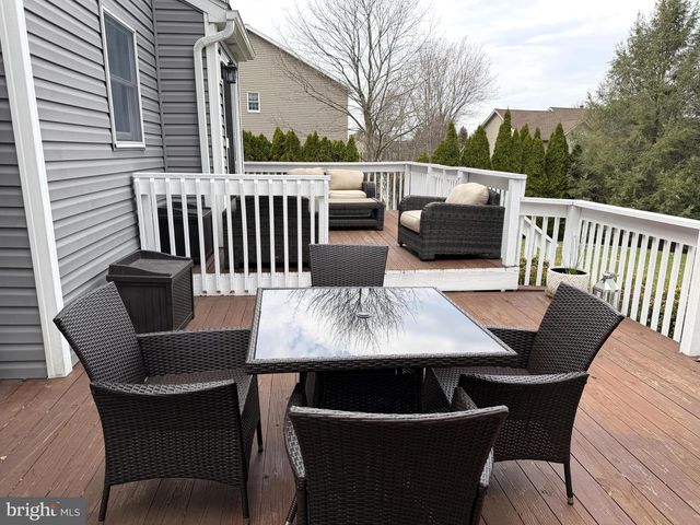 2357 AUTUMNWOOD DR, State College, PA 16801