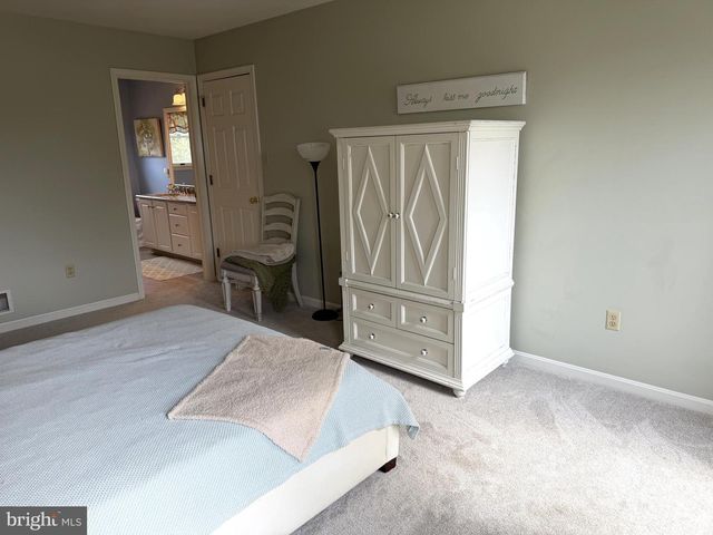 2357 AUTUMNWOOD DR, State College, PA 16801