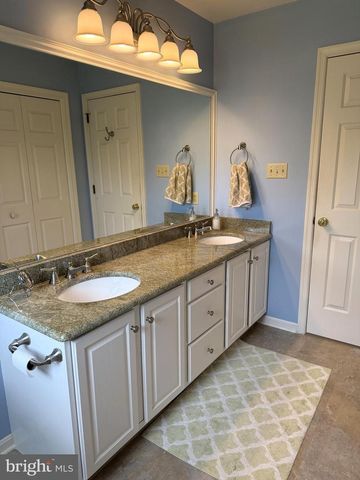 2357 AUTUMNWOOD DR, State College, PA 16801