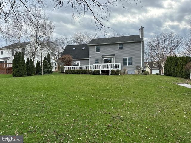 2357 AUTUMNWOOD DR, State College, PA 16801