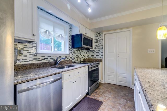 310 NEWMAN CT, Sterling, VA 20164