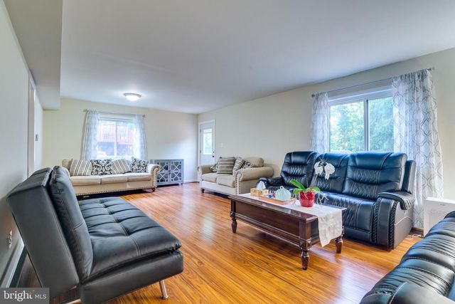 310 NEWMAN CT, Sterling, VA 20164