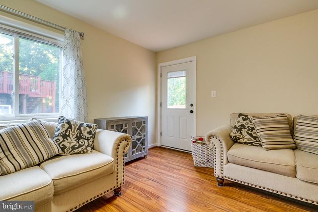 310 NEWMAN CT, Sterling, VA 20164