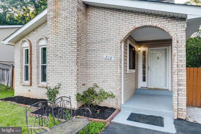310 NEWMAN CT, Sterling, VA 20164
