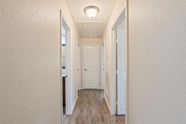 3231 W Meadow Lane, Dickinson, TX 77539