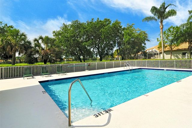 9411 FOREST HILLS CIRCLE, Sarasota, FL 34238