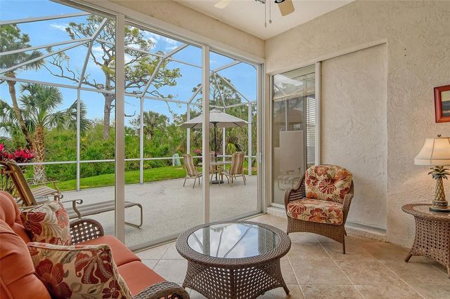 9411 FOREST HILLS CIRCLE, Sarasota, FL 34238