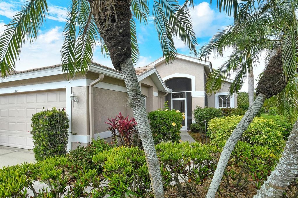 9411 FOREST HILLS CIRCLE, Sarasota, FL 34238