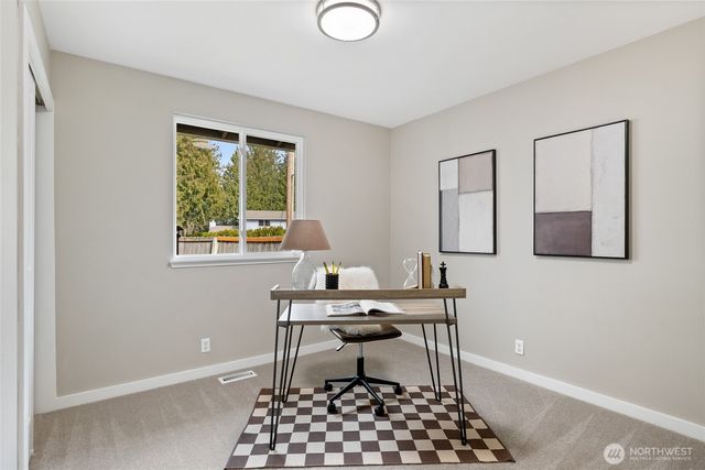 211 105th Street SE, Everett, WA 98208