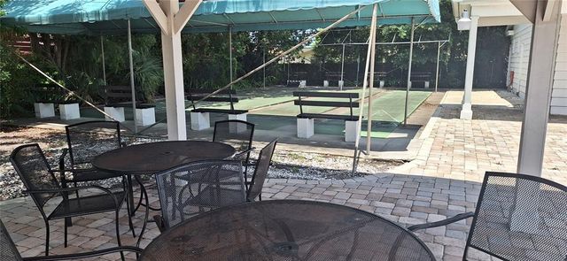 605 BRANDY WINE DRIVE 605, Largo, FL 33771