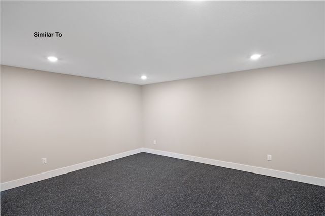 9016 Timberwood Drive, Johnston, IA 50131