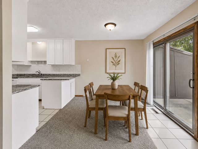8605 Maplebrook Parkway N, Brooklyn Park, MN 55445