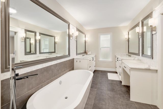 9305 Spring Hollow DR, Austin, TX 78750