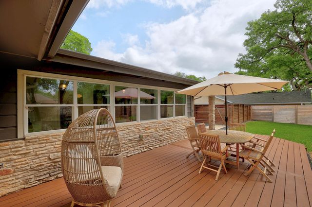 9305 Spring Hollow DR, Austin, TX 78750