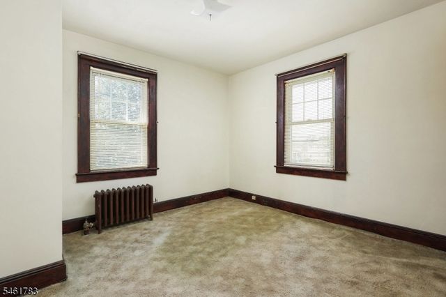 298 Hemlock Ave, Garwood Boro, NJ 07027
