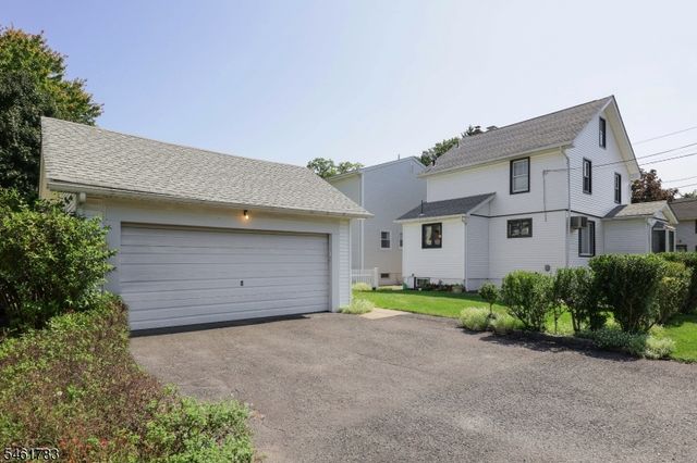 298 Hemlock Ave, Garwood Boro, NJ 07027