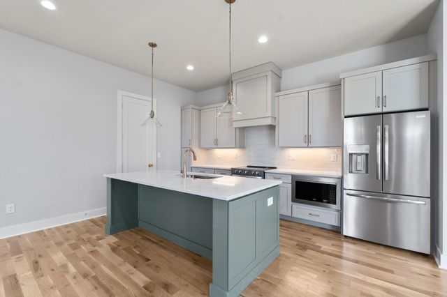 1810 Owen St, Nashville, TN 37208