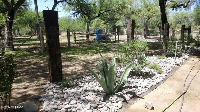 11370 E Edison Street, Tucson, AZ 85749
