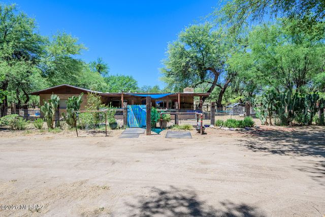 11370 E Edison Street, Tucson, AZ 85749