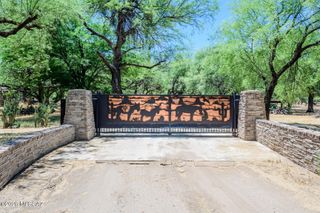 11370 E Edison Street, Tucson, AZ 85749