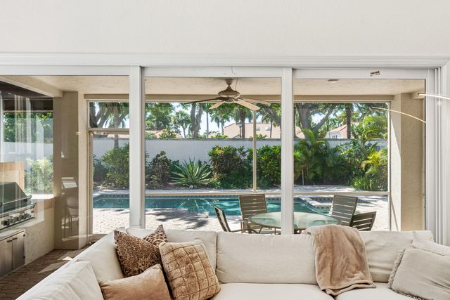 6213 NW 21st Court, Boca Raton, FL 33496