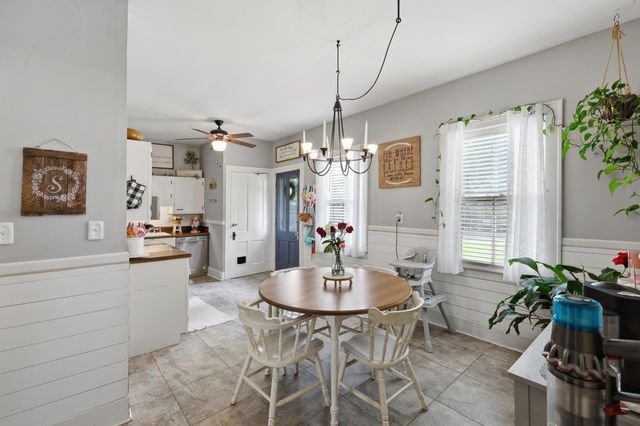 222 E Lexington Street, Harrodsburg, KY 40330