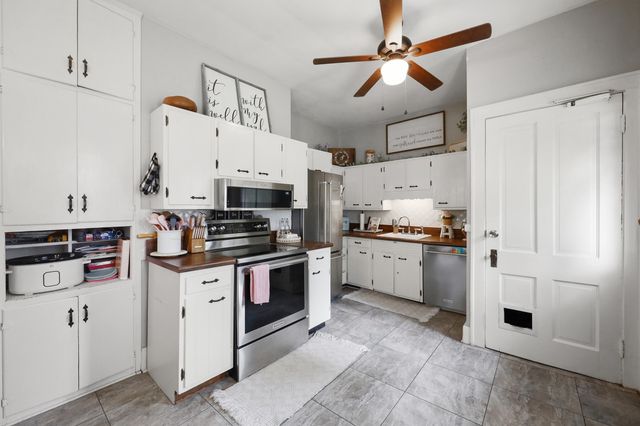 222 E Lexington Street, Harrodsburg, KY 40330