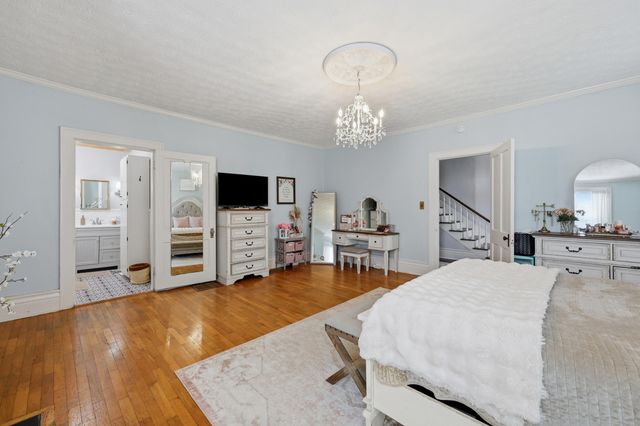 222 E Lexington Street, Harrodsburg, KY 40330