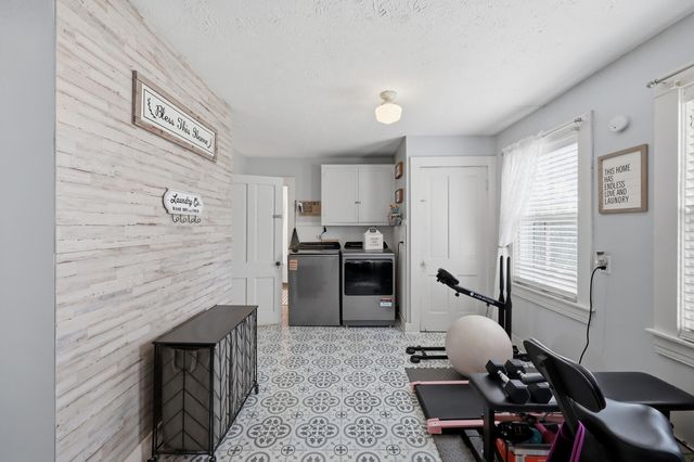 222 E Lexington Street, Harrodsburg, KY 40330