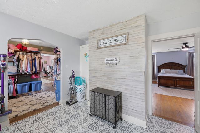 222 E Lexington Street, Harrodsburg, KY 40330