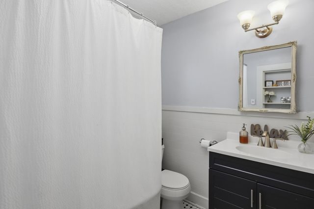 222 E Lexington Street, Harrodsburg, KY 40330
