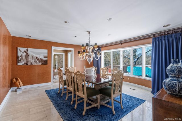 301 Oakley Court, Mill Neck, NY 11765